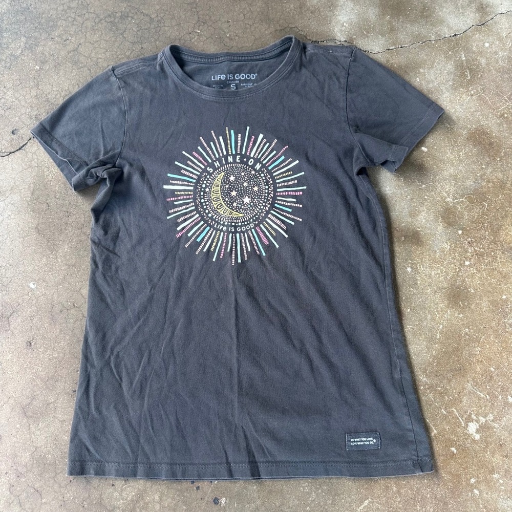 Life is Good Crusher Tee Women Small Gray Excellent Shine On Moon Graphic Shirt